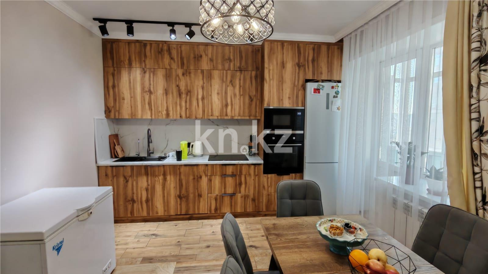Продажа 3-комнатной квартиры, 97 м², ул. Букетова в Караганде - фото 14