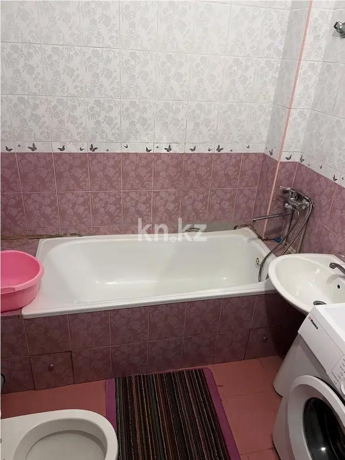 Продажа 1-комнатной квартиры, 45 м², пр. Райымбека, дом  247 в Алматы - фото 3