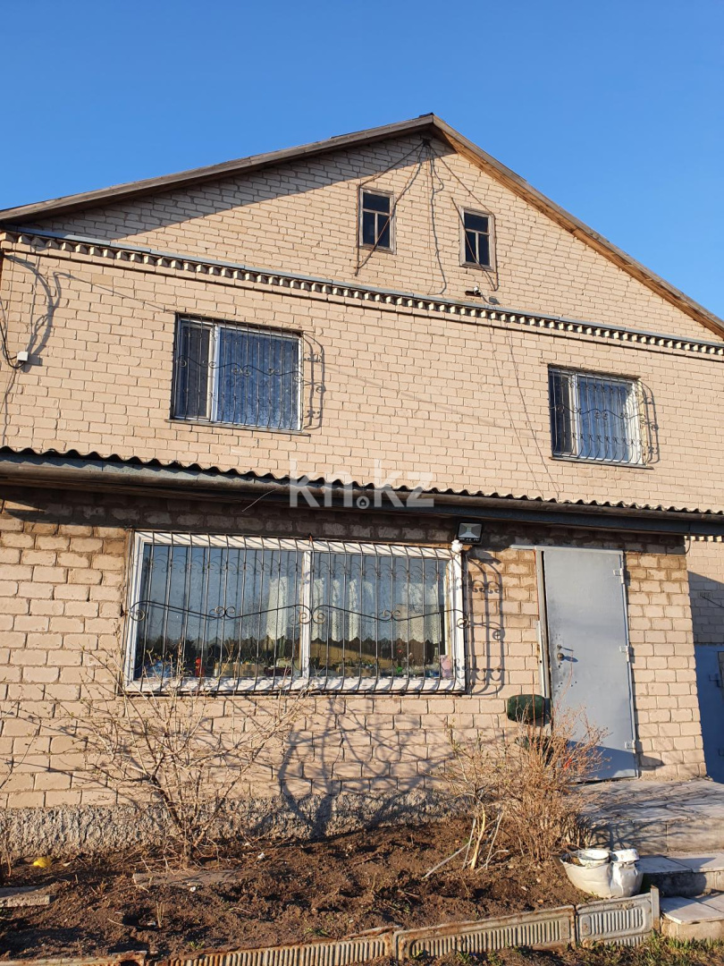 Продажа 6-комнатного дома, 238 м², пер. Авангардный, дом  7 в Караганде