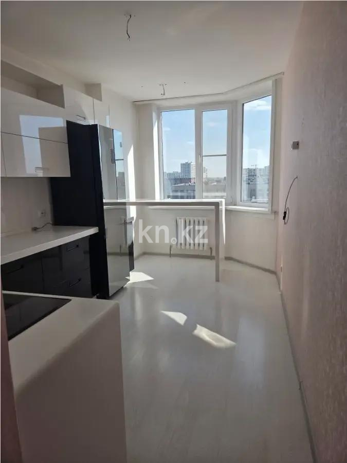 Продажа 3-комнатной квартиры, 70 м², ул. Байтурсынова, дом  31 в Астане - фото 3