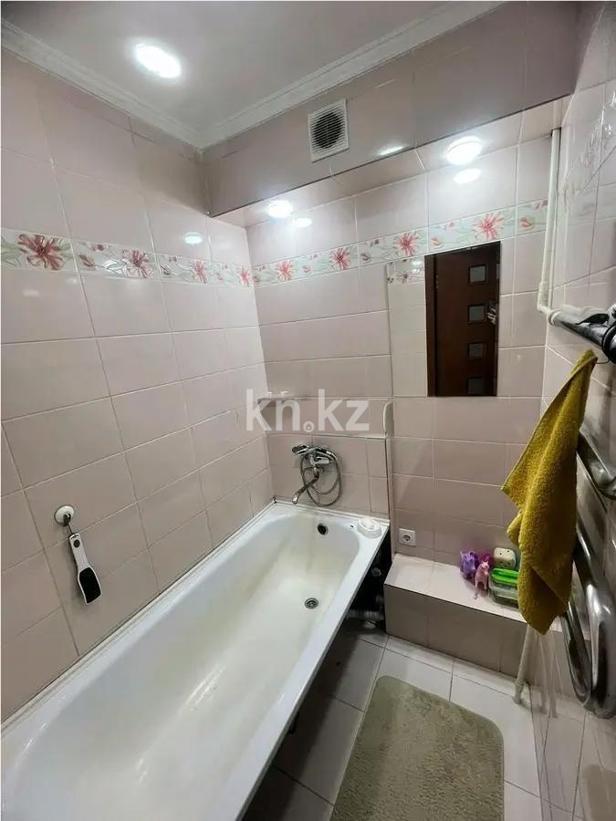 Продажа 2-комнатной квартиры, 51 м², ул. Штурманская, дом  1/5 в Караганде - фото 5