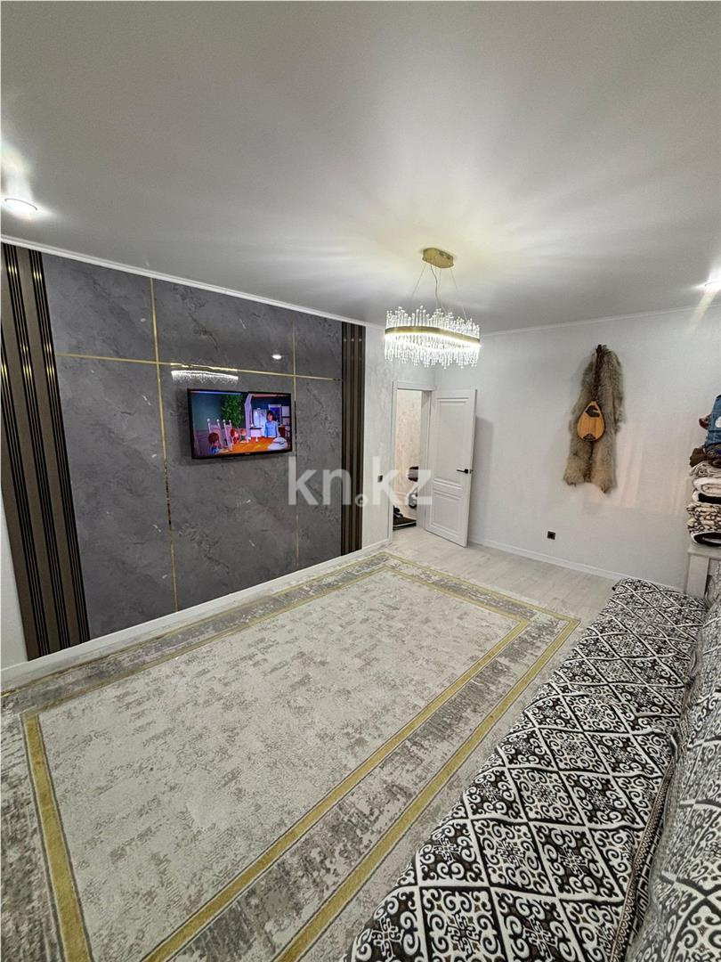 Продажа 3-комнатной квартиры, 82 м², ул. Сарыарка, дом  19 в Караганде - фото 2