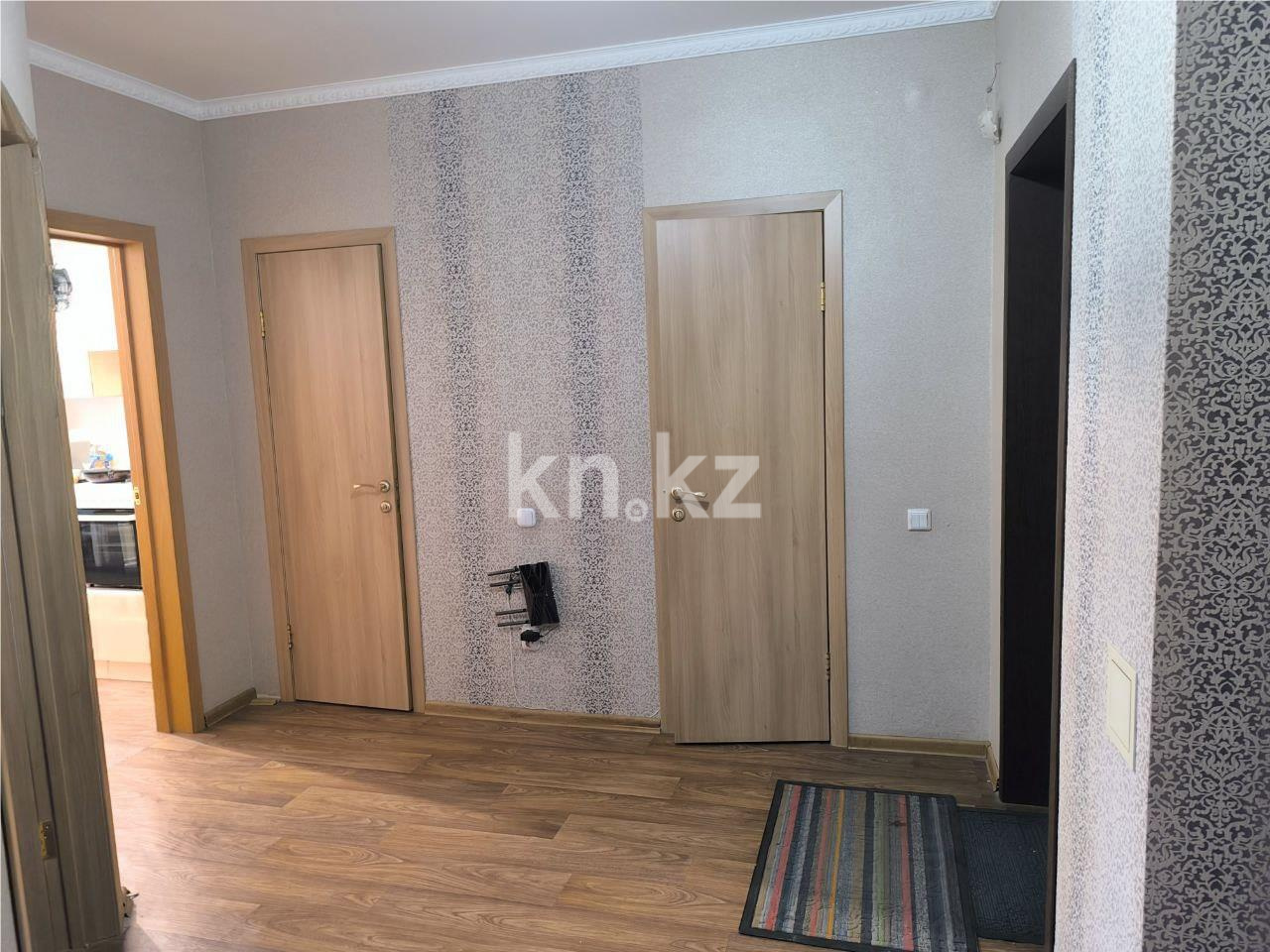 Продажа 2-комнатной квартиры, 66 м², пр. Шахтеров, дом  60 в Караганде - фото 12