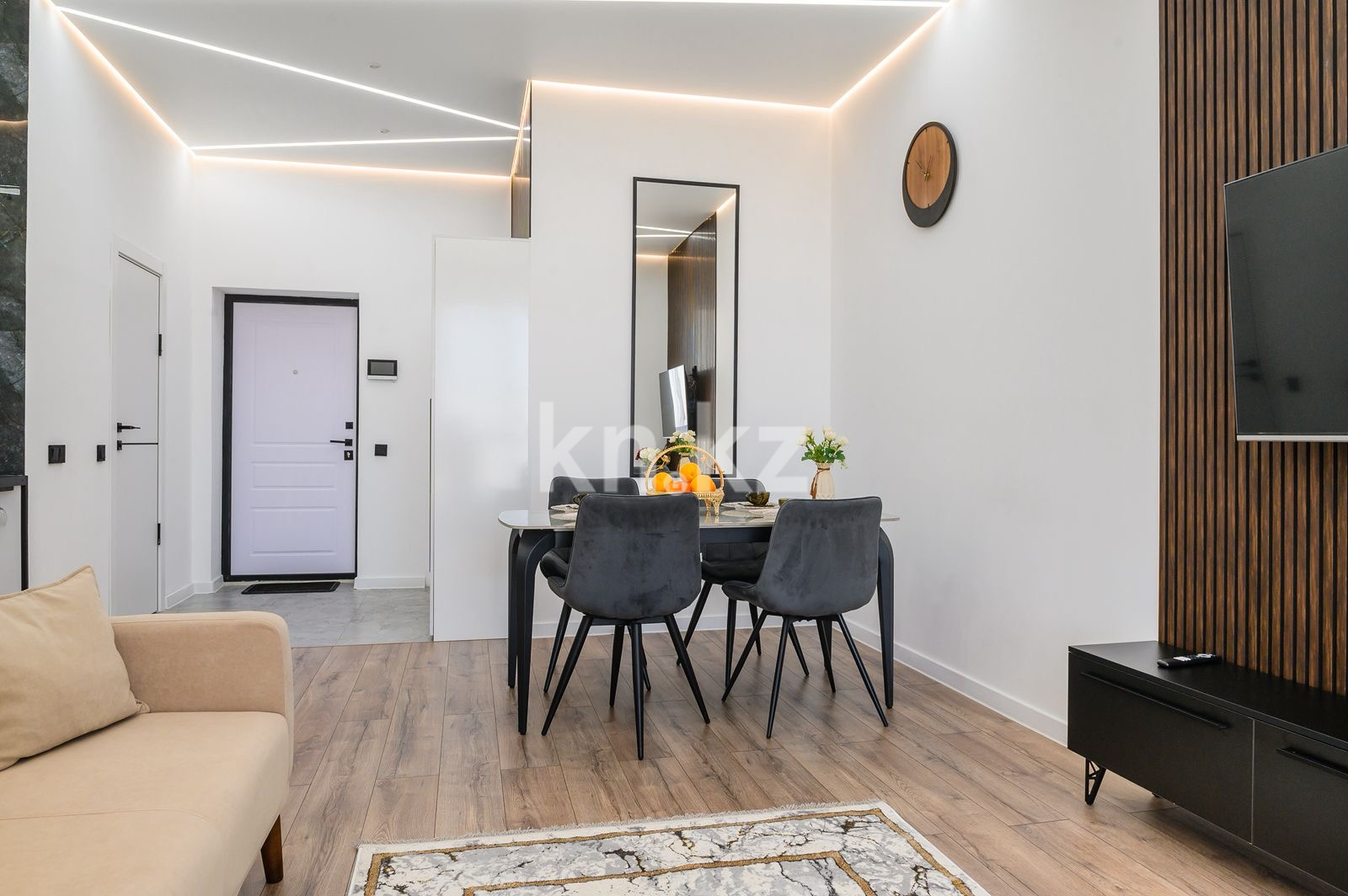 Аренда 2-комнатной квартиры посуточно, 52 м² в Алматы - фото 8