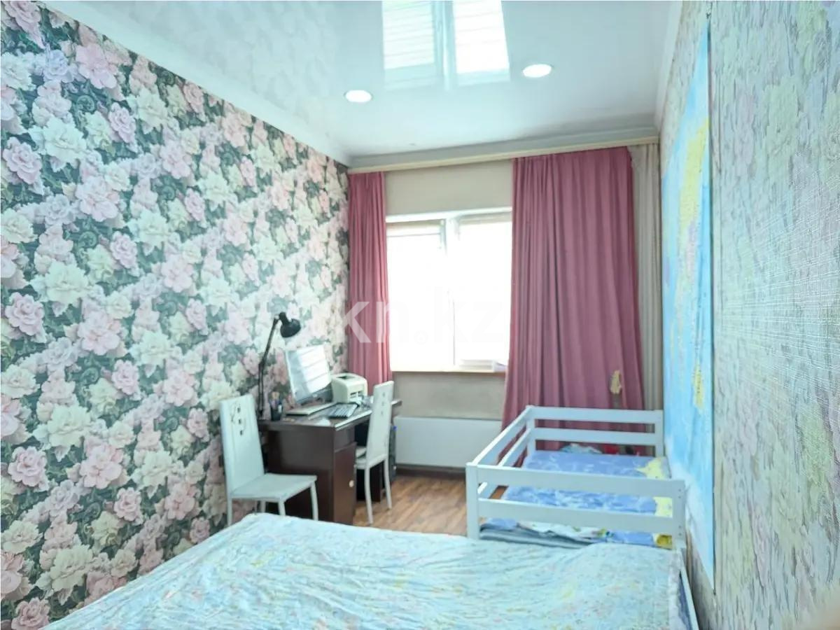 Продажа 2-комнатной квартиры, 72.5 м² в Алматы - фото 2