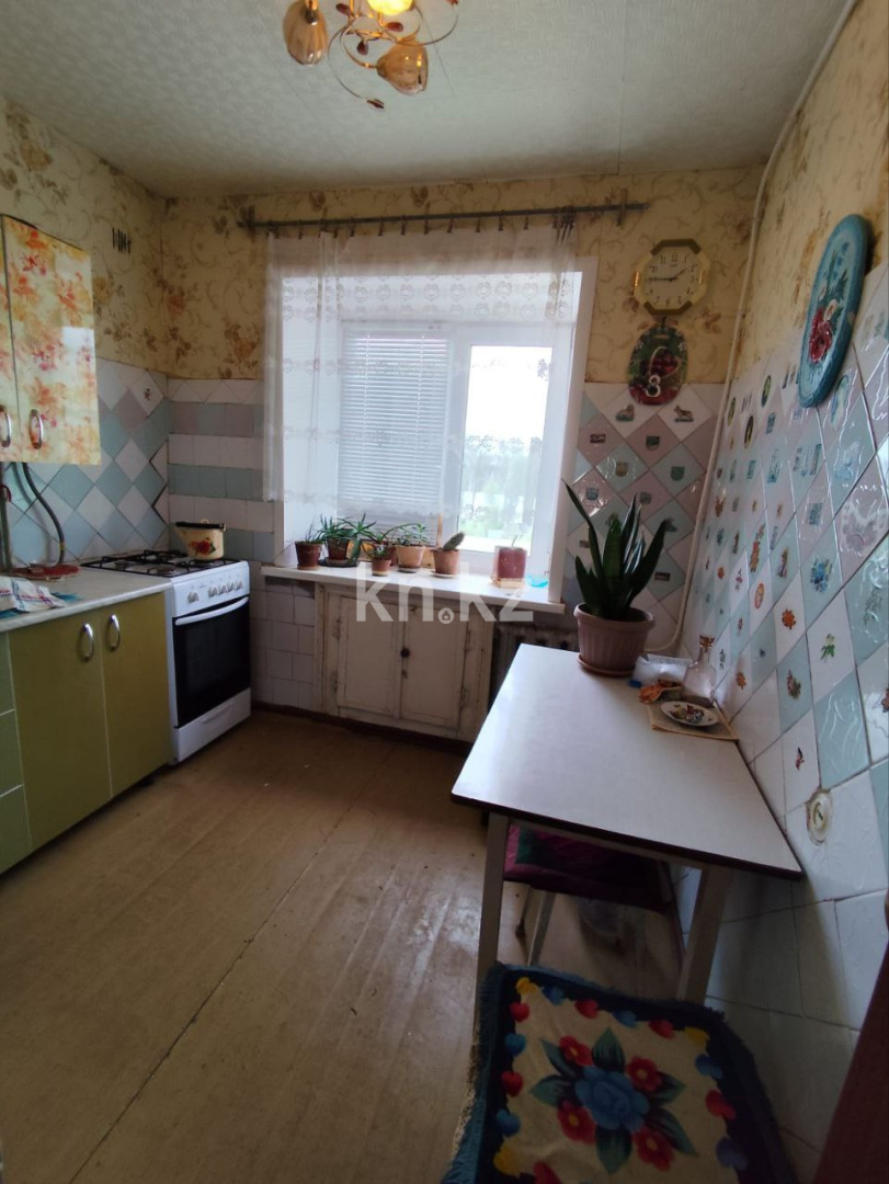 Продажа 3-комнатной квартиры, 51.5 м², ул. Оракбаева, дом  35 в Уральске - фото 4