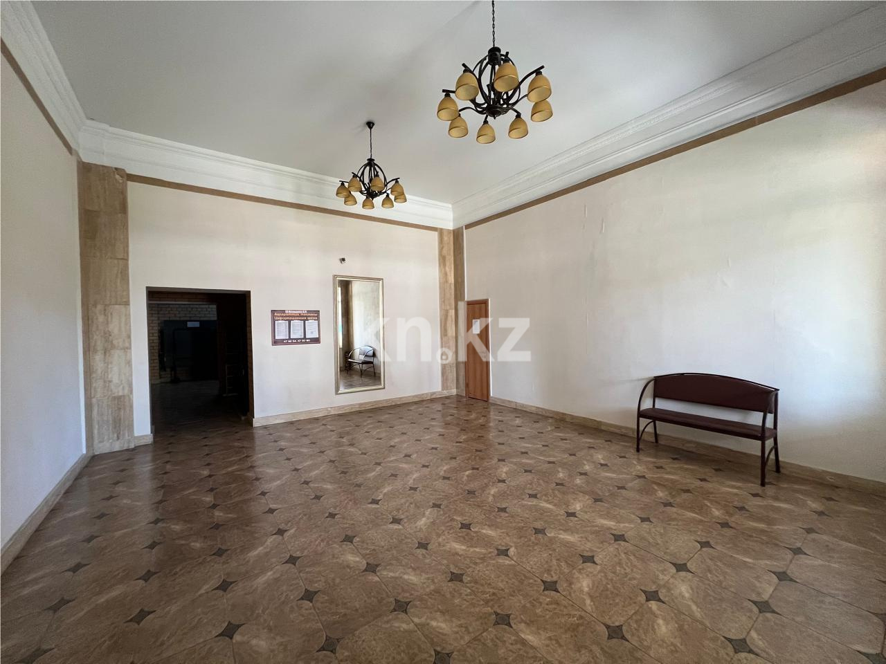 Продажа 4-комнатной квартиры, 156 м² в Караганде - фото 2
