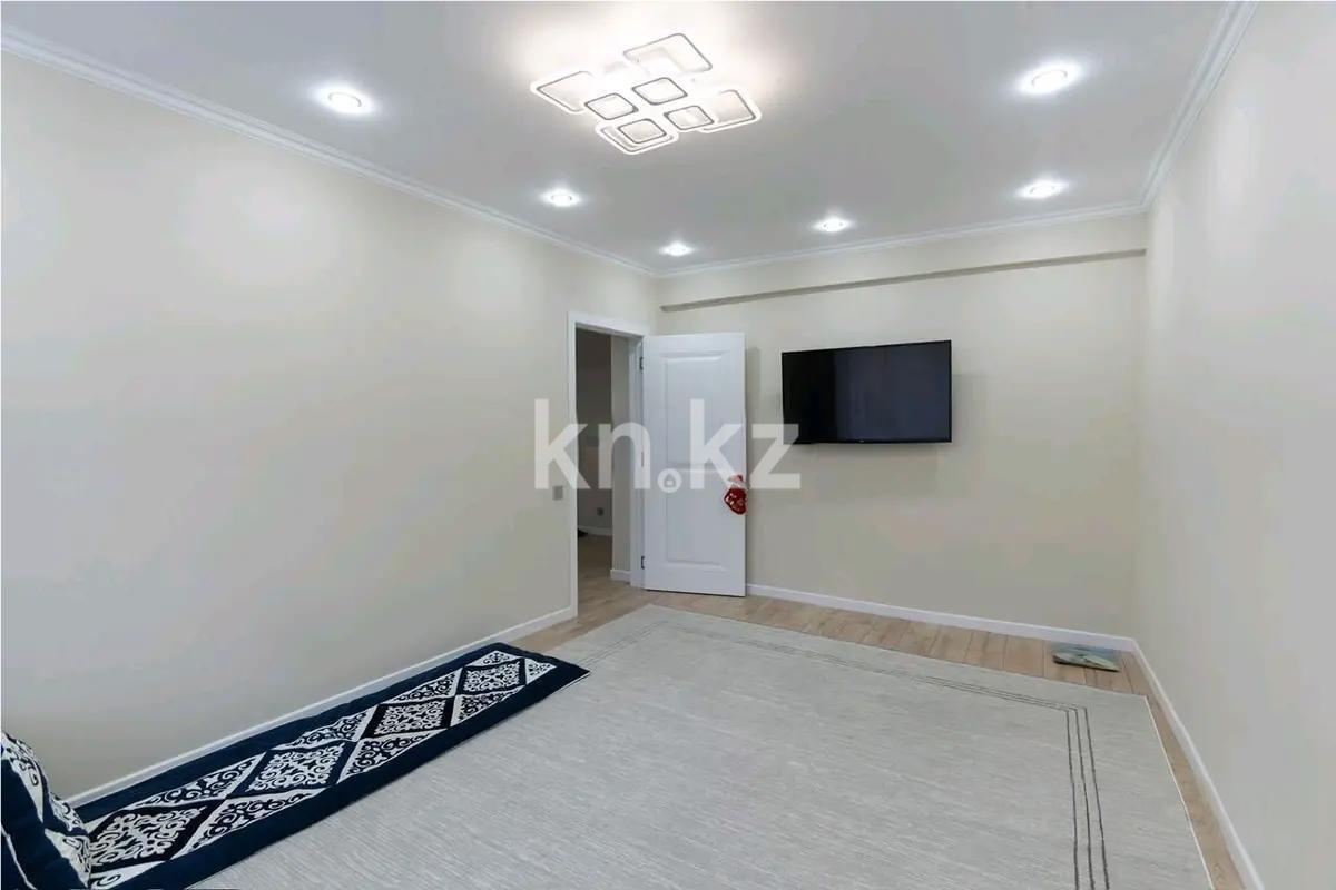 Продажа 3-комнатной квартиры, 72.8 м², ул. Байкадамова, дом  10 в Алматы