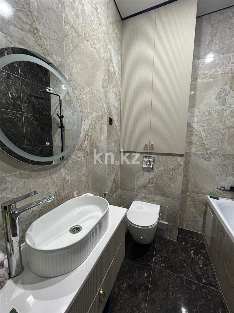 Продажа 3-комнатной квартиры, 87 м², ул. Букетова в Караганде - фото 10