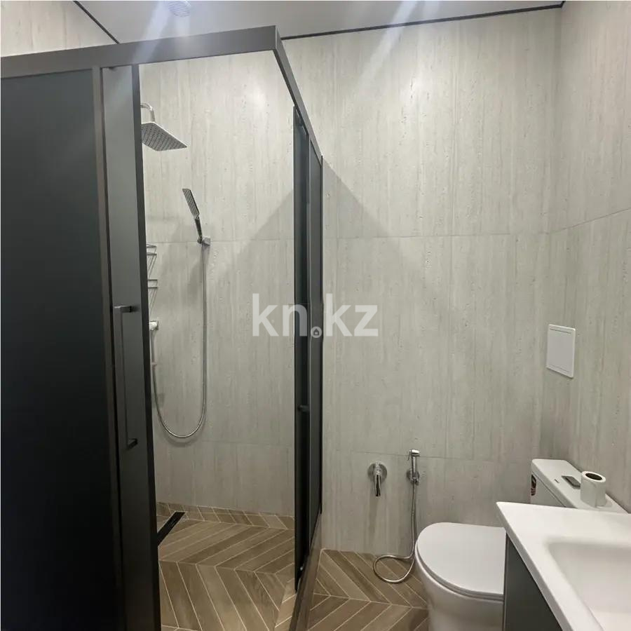 Продажа 2-комнатной квартиры, 40 м², пр. Абая, дом  160 в Алматы - фото 4