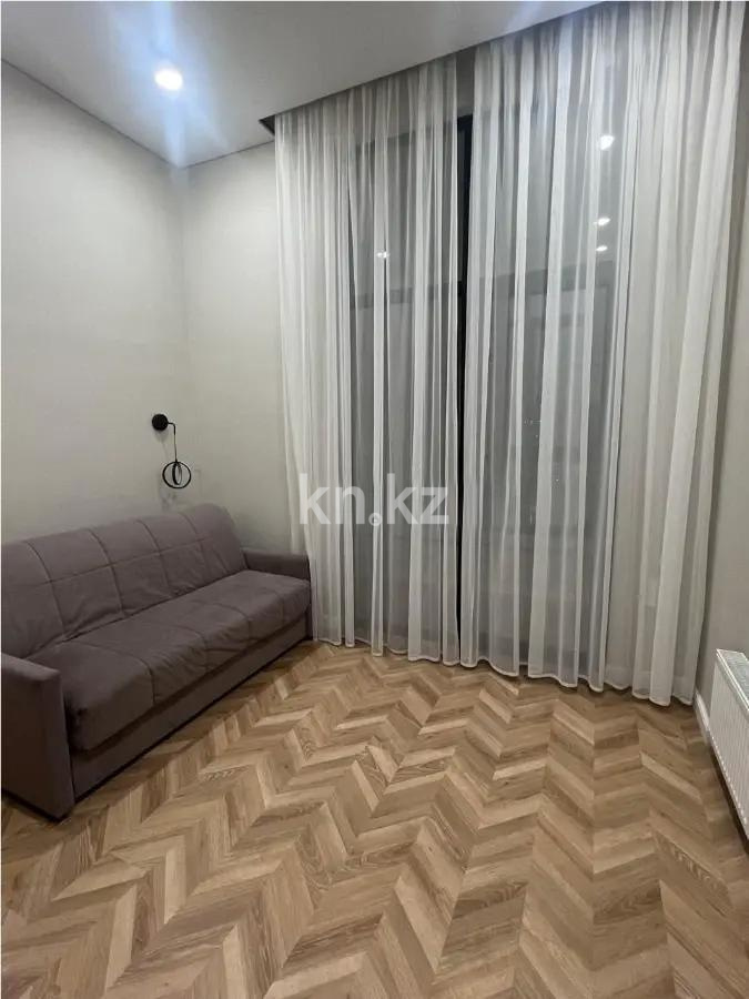 Продажа 4-комнатной квартиры, 100 м², ул. Розыбакиева, дом  336 в Алматы - фото 2