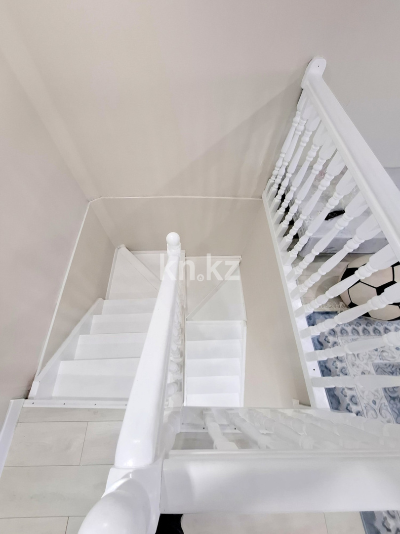 Продажа 5-комнатной квартиры, 160 м², мкр. Аксай-1а в Алматы - фото 9