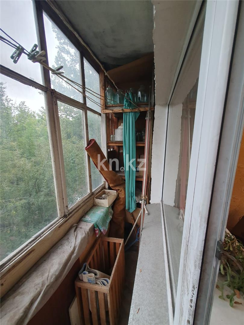 Продажа 3-комнатной квартиры, 54 м², ул. Пичугина в Караганде - фото 11