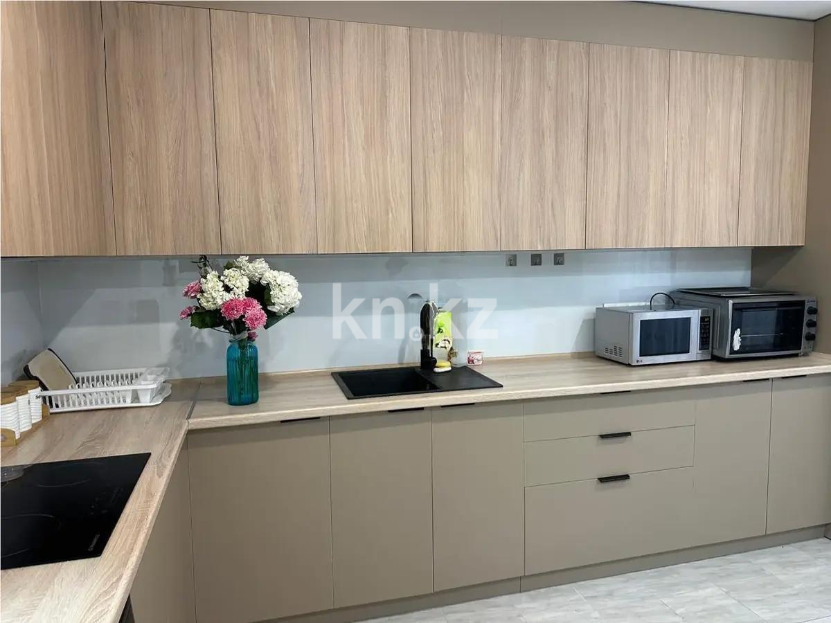 Продажа 2-комнатной квартиры, 77 м² в Алматы - фото 4