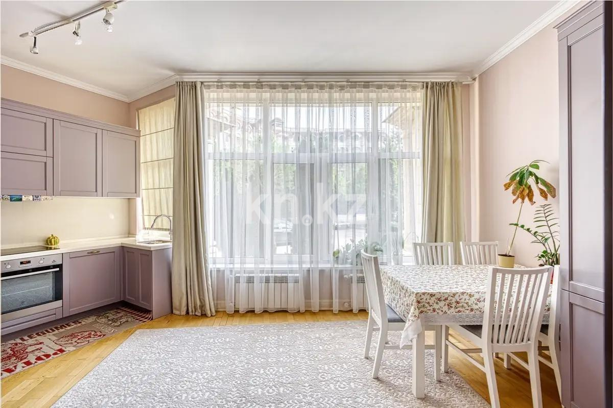 Продажа 2-комнатной квартиры, 90 м², ул. Омаровой, дом  25 в Алматы - фото 3