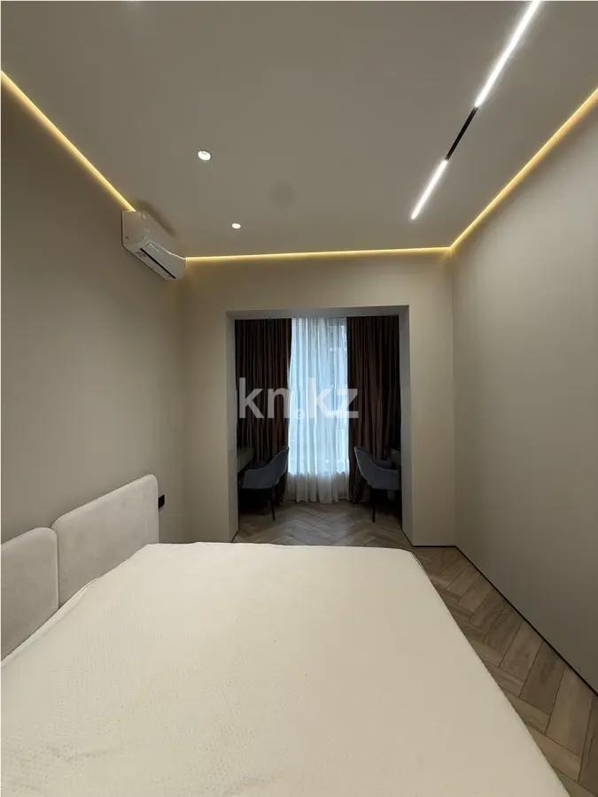 Продажа 4-комнатной квартиры, 135 м², пр. Серкебаева, дом  146/11 в Алматы - фото 2