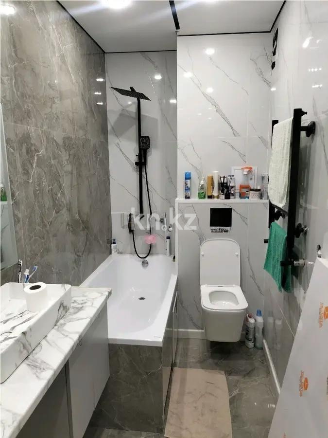 Продажа 3-комнатной квартиры, 56 м², мкр-н Нуркент, дом  9/9 в Алматы - фото 4