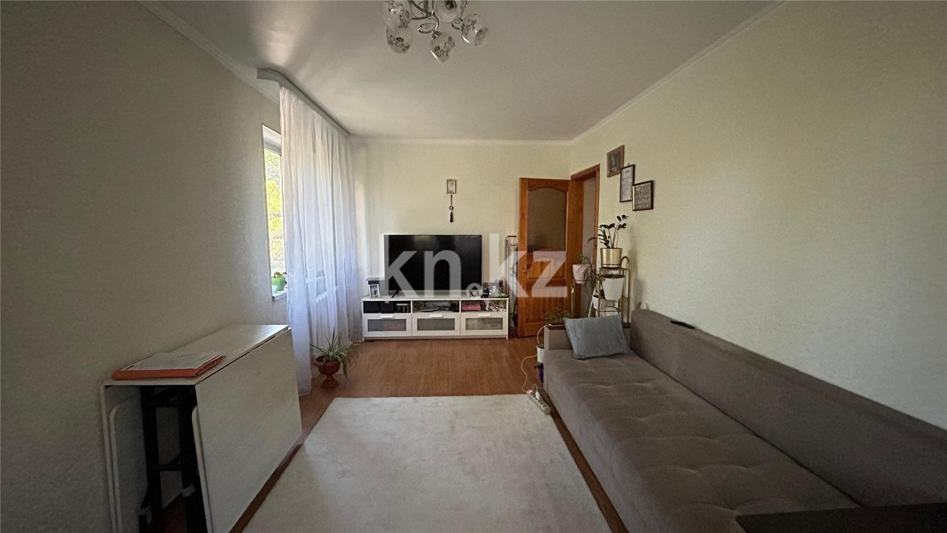 Продажа 2-комнатной квартиры, 43 м², ул. Алиханова в Караганде