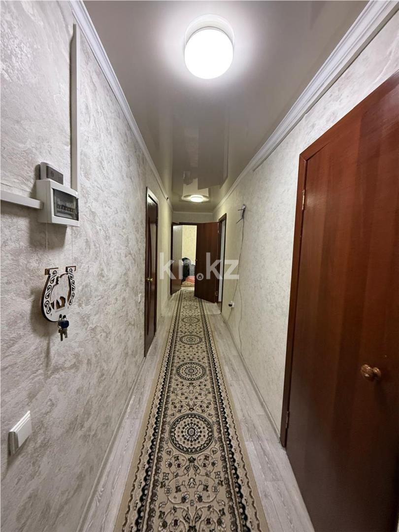 Продажа 3-комнатной квартиры, 76 м², ул. Дружбы, дом  126а в Караганде - фото 9
