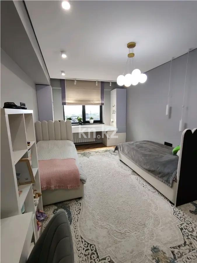 Продажа 4-комнатной квартиры, 125 м², ул. Толе би, дом  189/3 в Алматы - фото 4