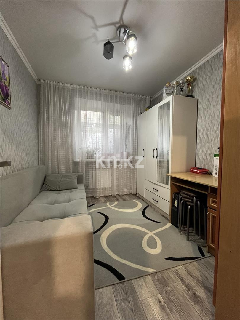 Продажа 4-комнатной квартиры, 65 м², 6 мкр. в Темиртау - фото 4