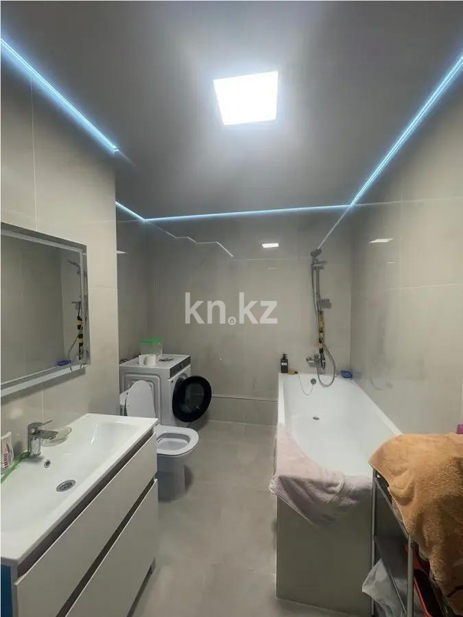 Продажа 3-комнатной квартиры, 136 м², пр. Аль-Фараби, дом  95 в Алматы - фото 4