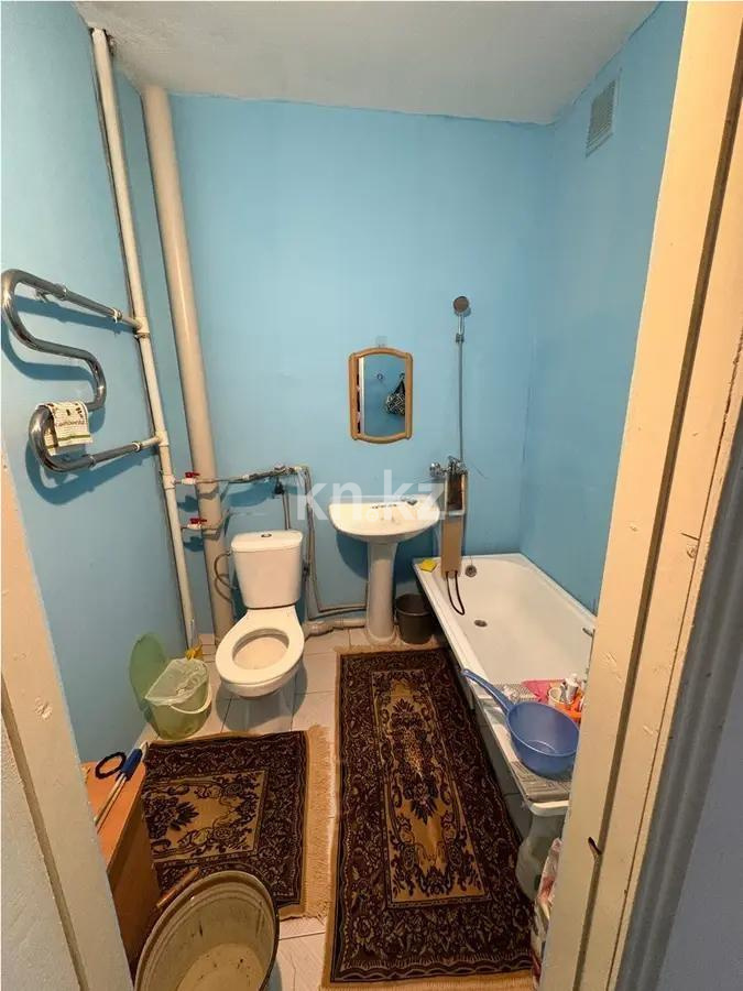 Продажа 2-комнатной квартиры, 59 м², пр. Шахтеров, дом  74 в Караганде - фото 4