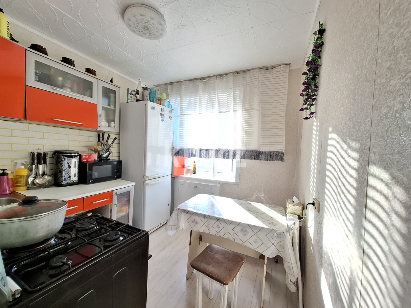 Продажа 2-комнатной квартиры, 42.6 м², 16-й мкр., дом  2а в Караганде - фото 10