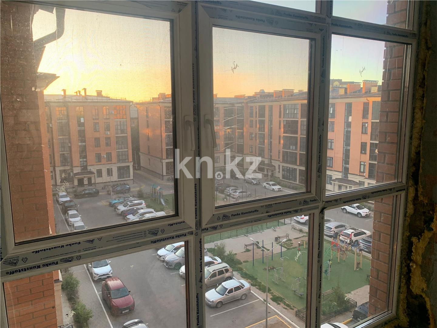 Продажа 4-комнатной квартиры, 118 м², ул. Гоголя, дом  56/4 в Караганде - фото 4