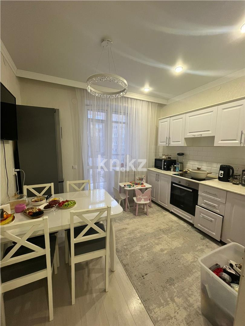 Продажа 3-комнатной квартиры, 70 м², ул. Сатыбалдина в Караганде - фото 12