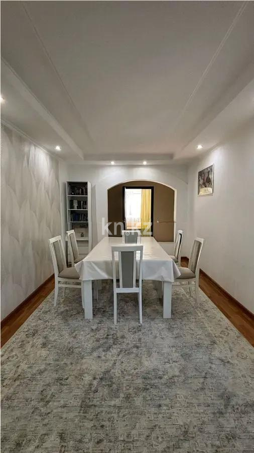 Продажа 4-комнатной квартиры, 76 м², 9 мкр., дом  21 в Алматы - фото 2