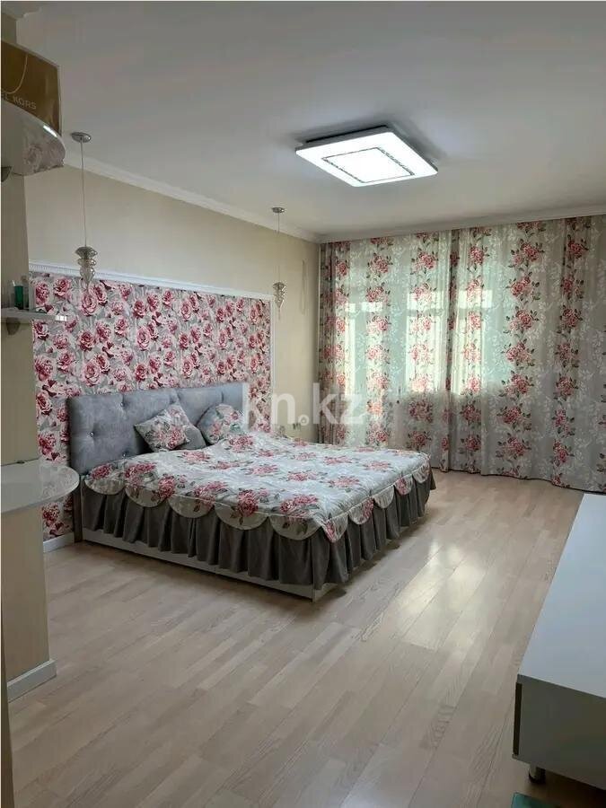 Продажа 4-комнатной квартиры, 160 м² в Алматы