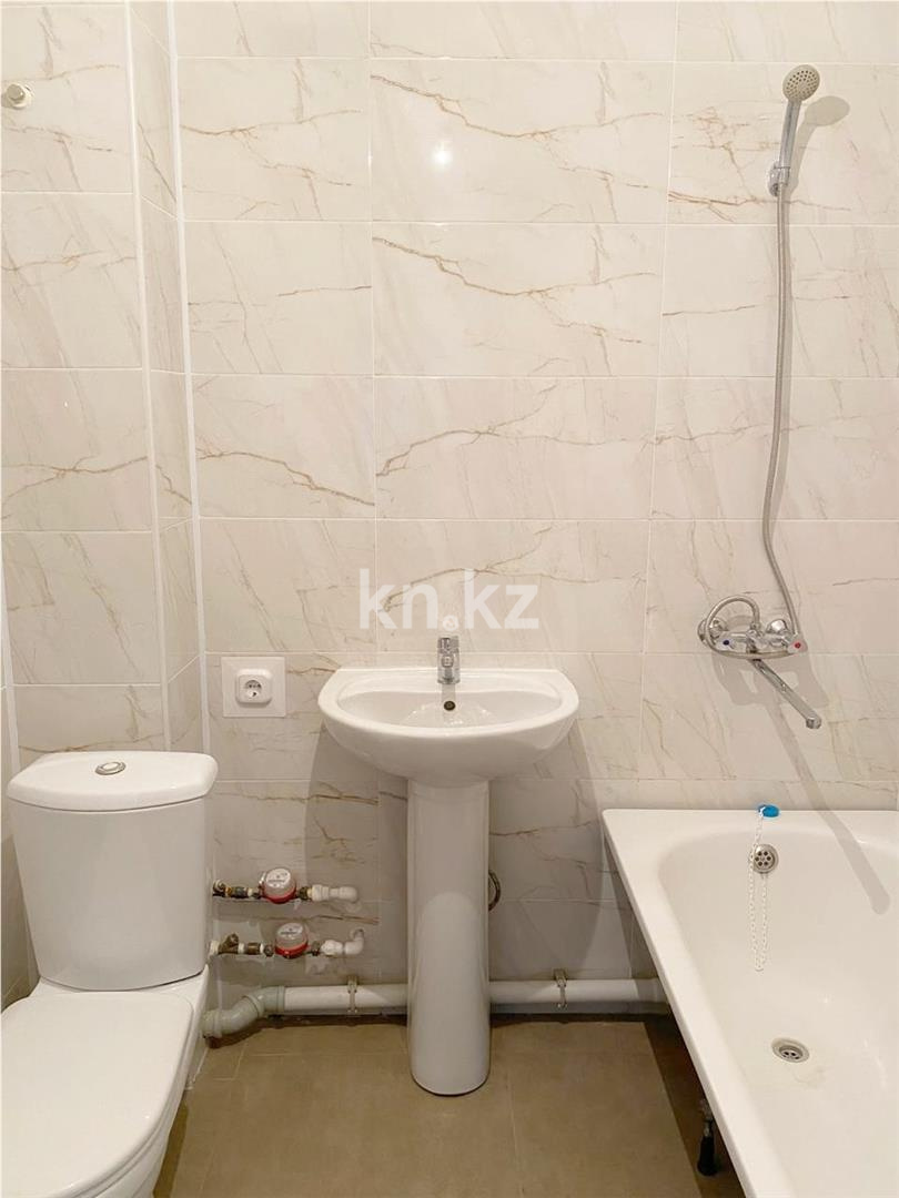 Продажа 2-комнатной квартиры, 61 м², ул. Сарыарка в Караганде - фото 5