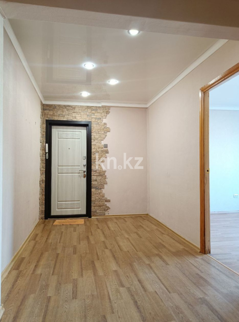 Продажа 2-комнатной квартиры, 53.6 м², ул. Космическая, дом  12/2 в Усть-Каменогорске - фото 11