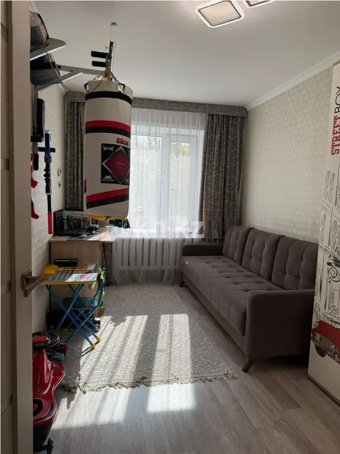 Продажа 3-комнатной квартиры, 62 м², ул. Муканова в Караганде - фото 4