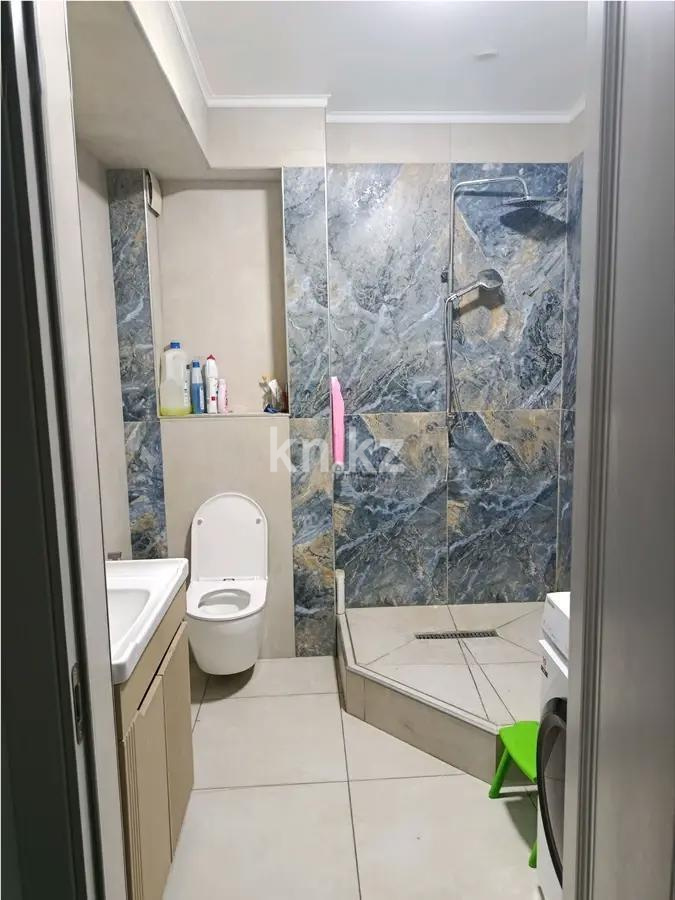 Продажа 2-комнатной квартиры, 68 м², ул. Береке, дом  18 в Алматы - фото 3