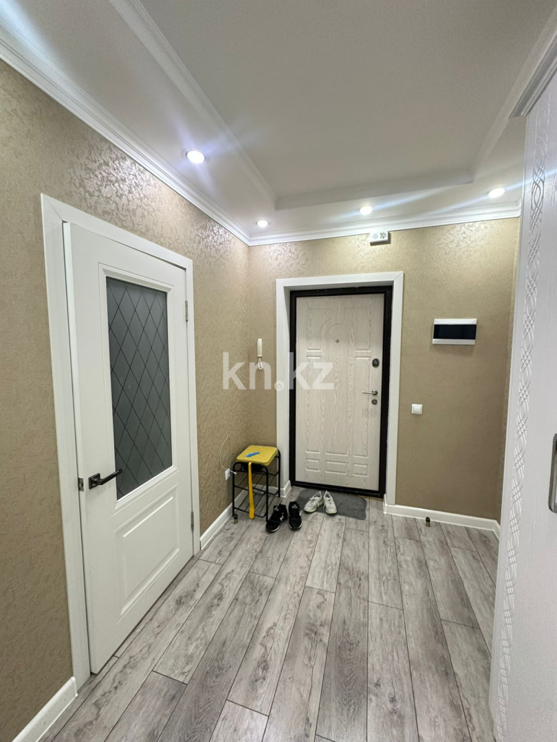 Продажа 2-комнатной квартиры, 42 м², пр. Шахтеров, дом  52б в Караганде - фото 7