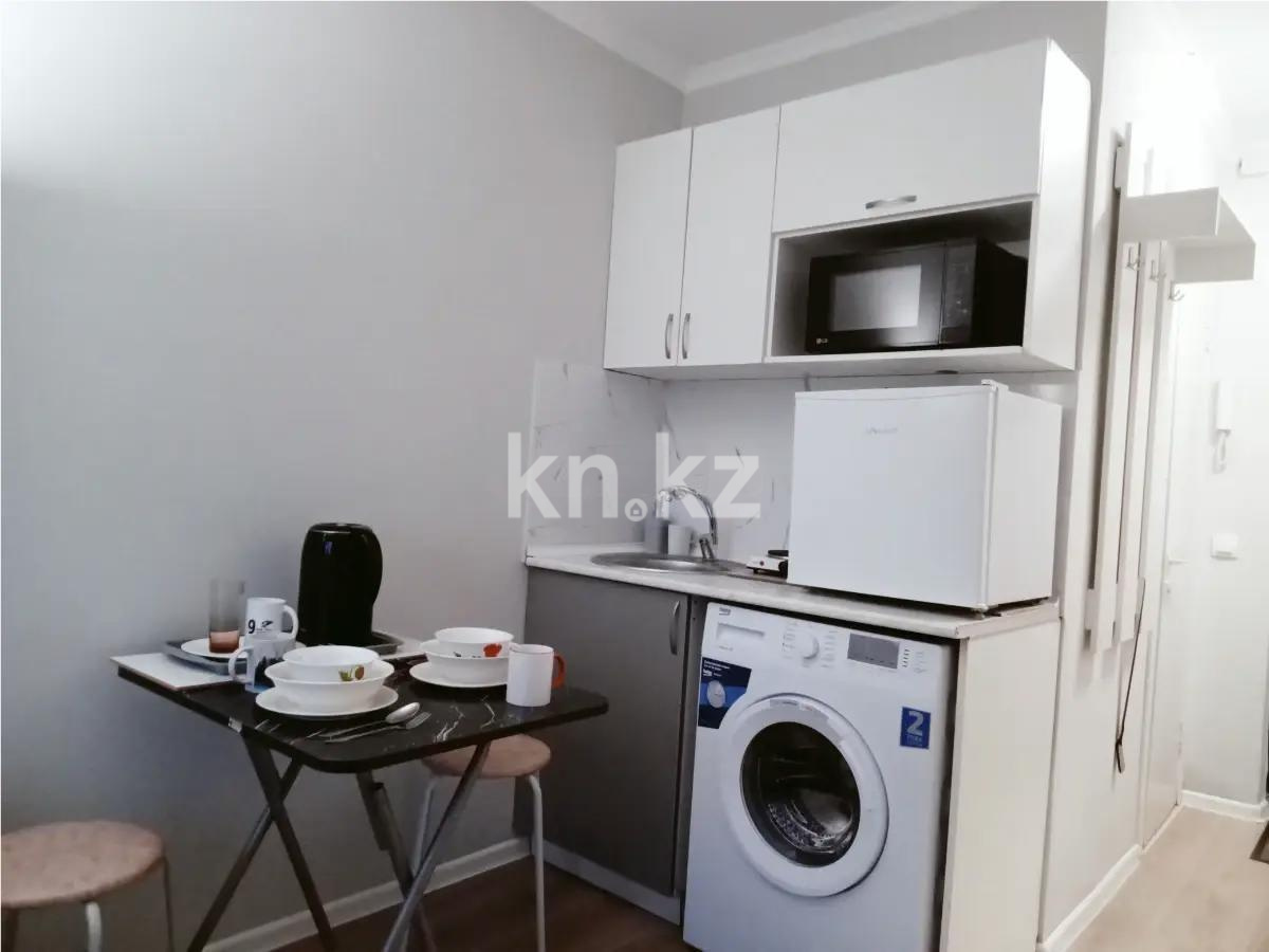 Продажа 1-комнатной квартиры, 14 м², 7 мкр., дом  2 в Алматы - фото 3