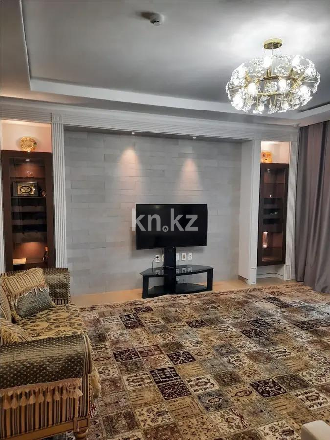 Продажа 4-комнатной квартиры, 158 м² в Астане