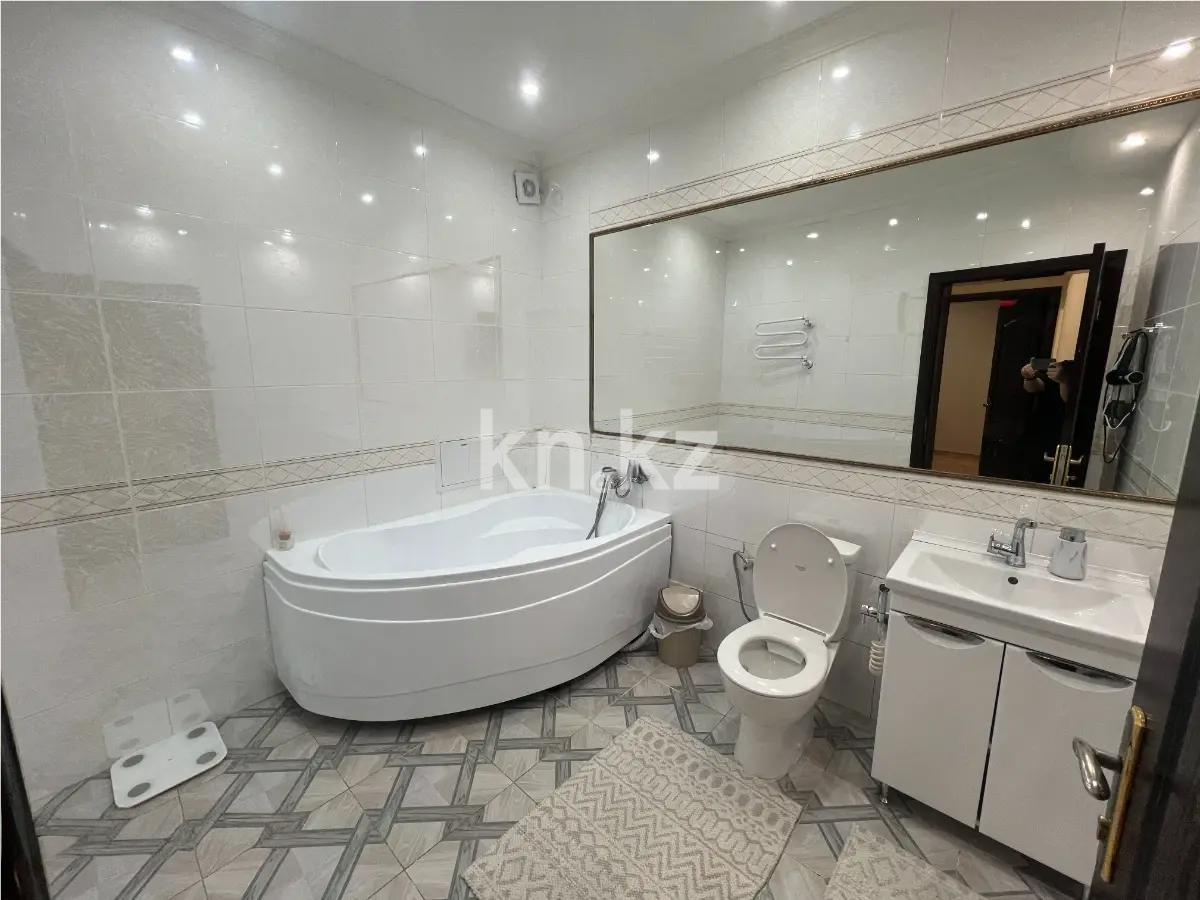 Продажа 3-комнатной квартиры, 101 м², пр. Достык, дом  107 в Алматы - фото 3