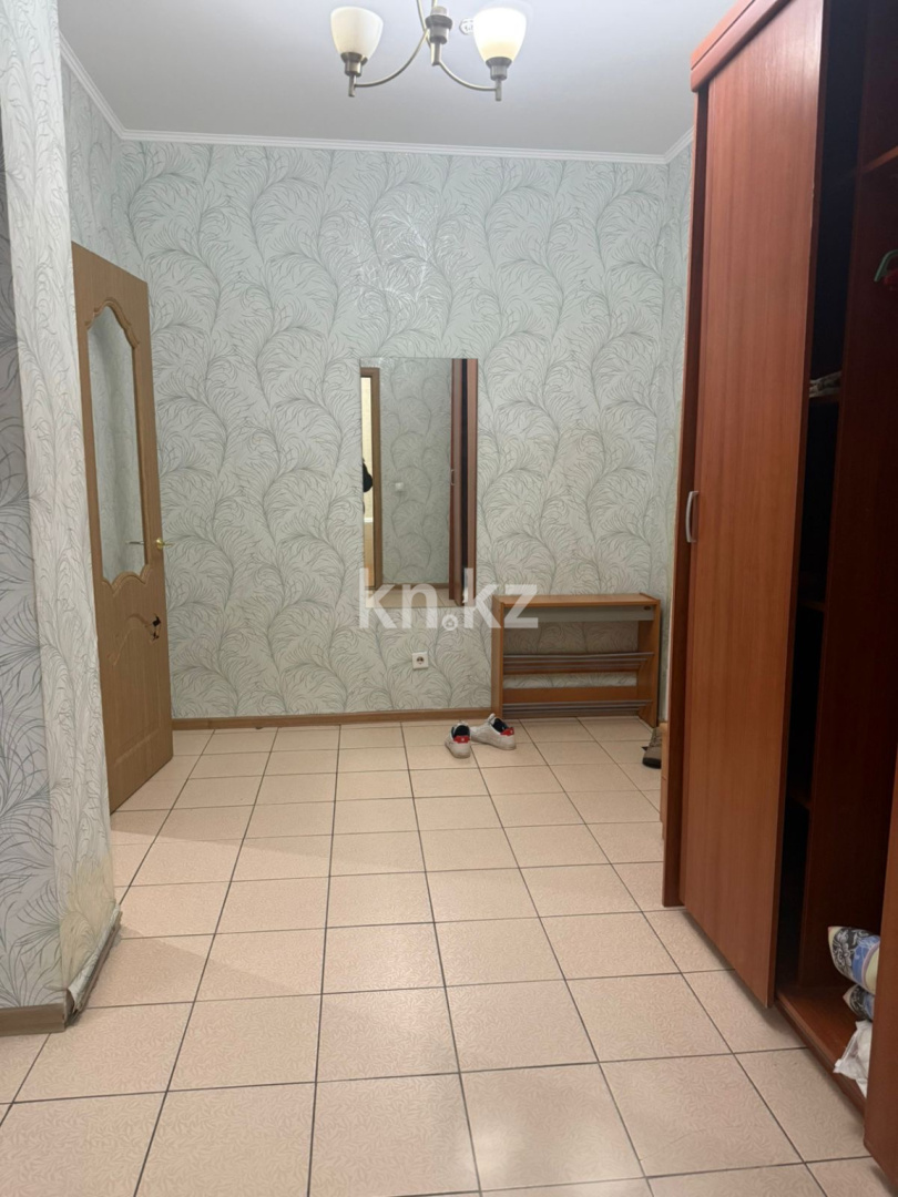 Аренда 1-комнатной квартиры, 50 м², ул. Сауран, дом  3/1 в Астане - фото 8