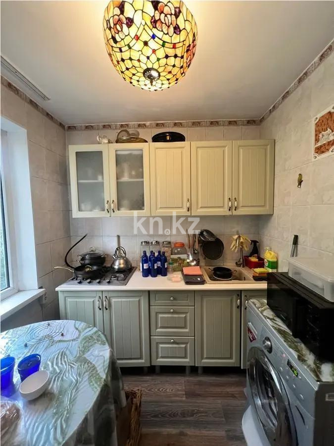 Продажа 2-комнатной квартиры, 45 м², 3 мкр., дом  3 в Алматы - фото 3