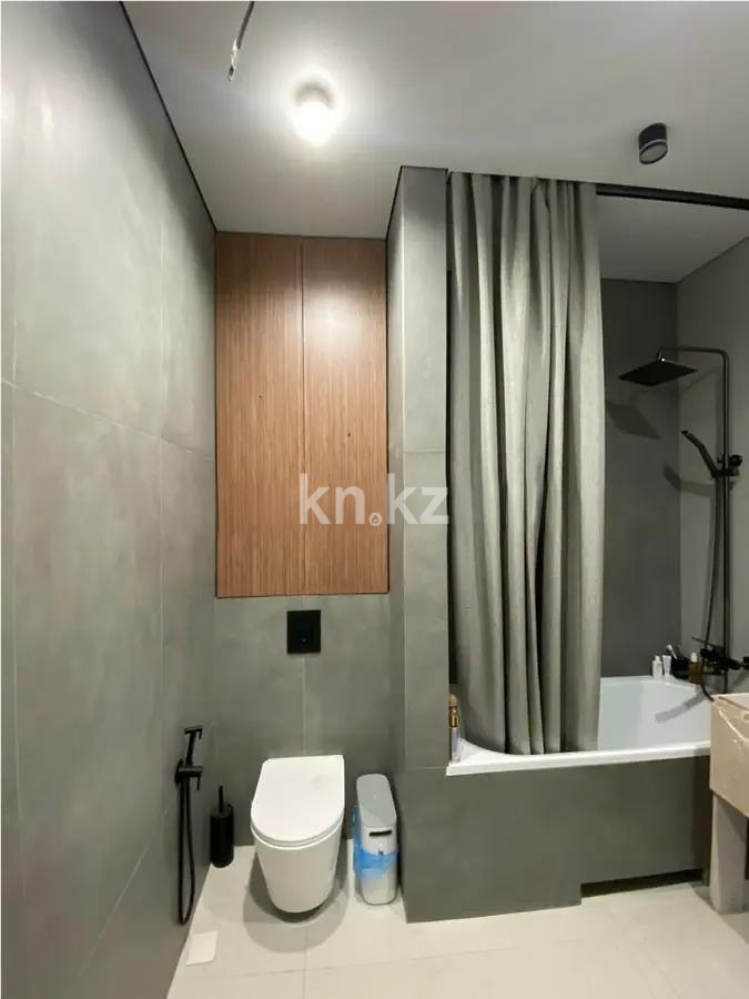 Продажа 2-комнатной квартиры, 79 м², пр. Серкебаева, дом  146 в Алматы - фото 3