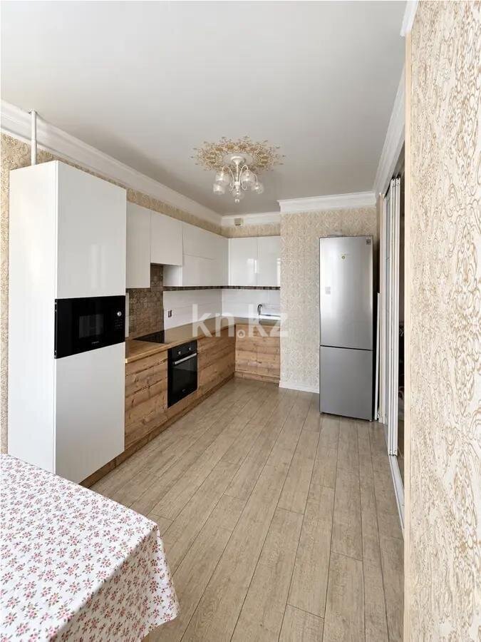 Продажа 2-комнатной квартиры, 67.5 м² в Алматы - фото 3