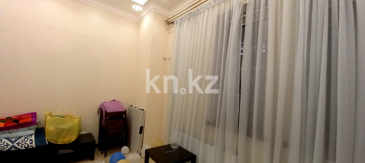 Продажа 3-комнатной квартиры, 86 м², ул. Панфилова, дом  12 в Астане - фото 8