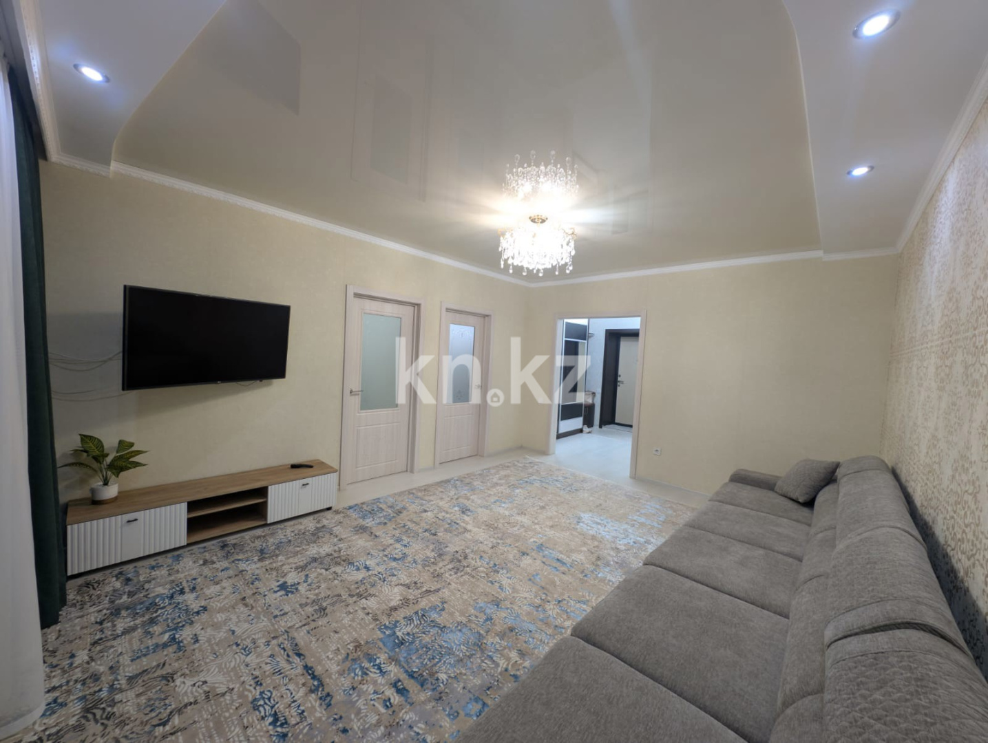 Продажа 2-комнатной квартиры, 60.7 м² в Уральске