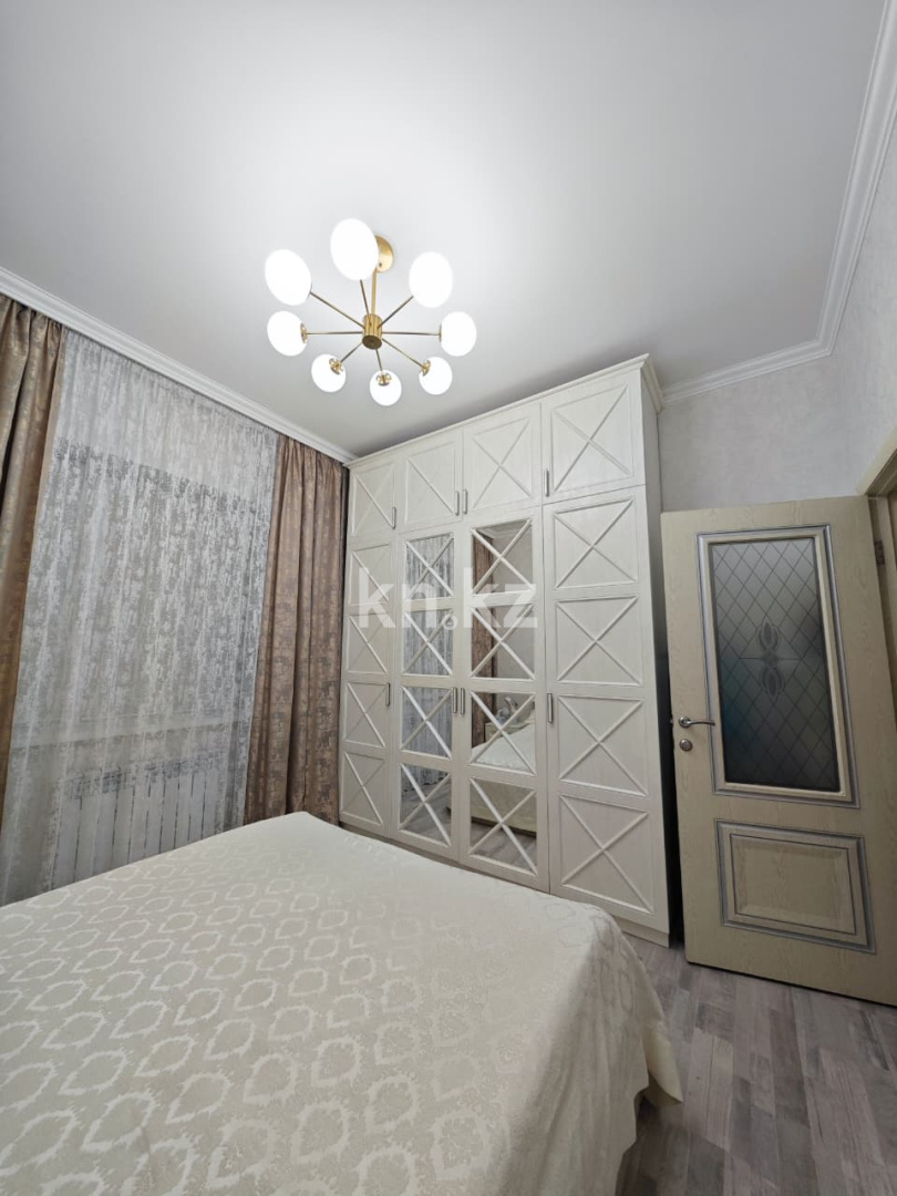 Продажа 3-комнатной квартиры, 77 м², пр. Шахтеров, дом  52б в Караганде - фото 3