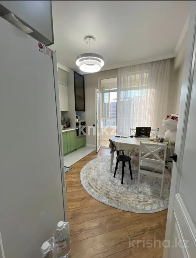 Продажа 3-комнатной квартиры, 89.3 м² в Алматы - фото 8