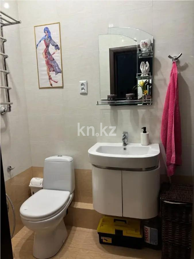 Продажа 2-комнатной квартиры, 83 м², ул. Омаровой, дом  37 в Алматы - фото 7