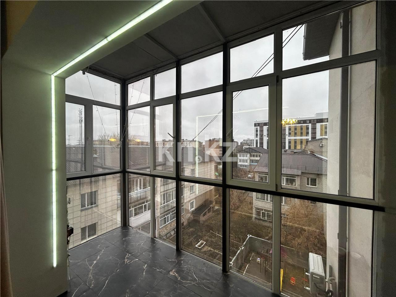 Продажа 3-комнатной квартиры, 95 м², ул. Муканова в Караганде - фото 3